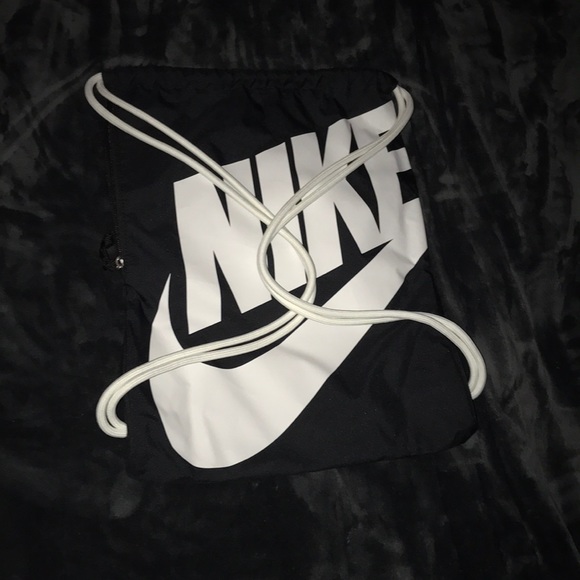 Nike String Bag - Picture 5 of 5